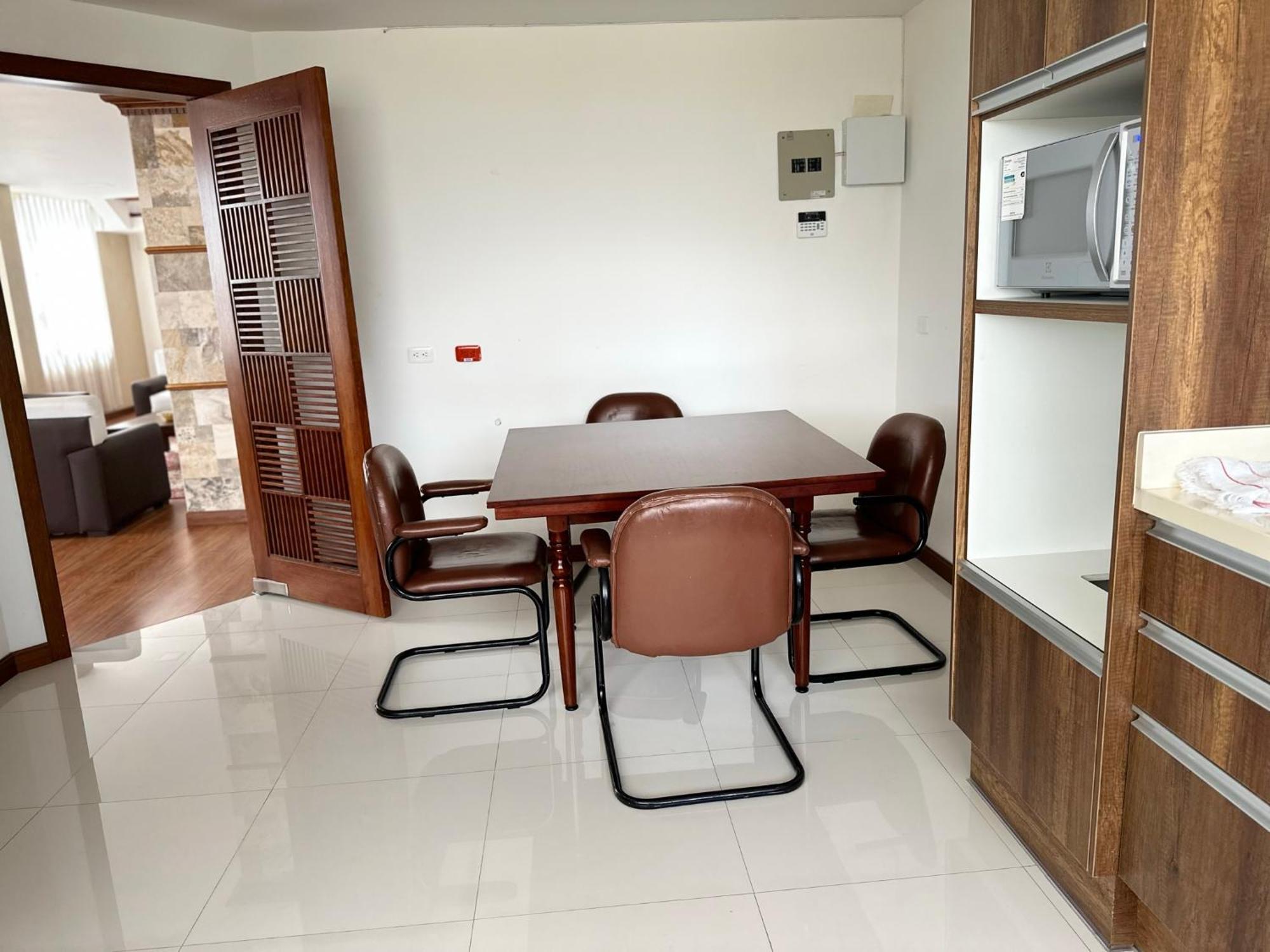 Instant Hotel - Departamento En Ambato Exterior foto
